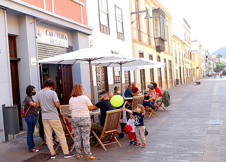 Travelnews.lv ekskursijas veidā iepazīst romantisku pilsētiņu Sankristovala de la Laguna Tenerifē 308763