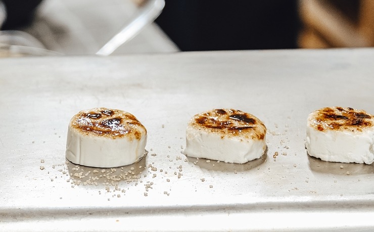 Latgalieši projekta «Local foods» ietvaros klātienē iepazīst Tomasa Godiņa pavārmākslu. Foto: Inga Pudnika-Skerškāne 308825