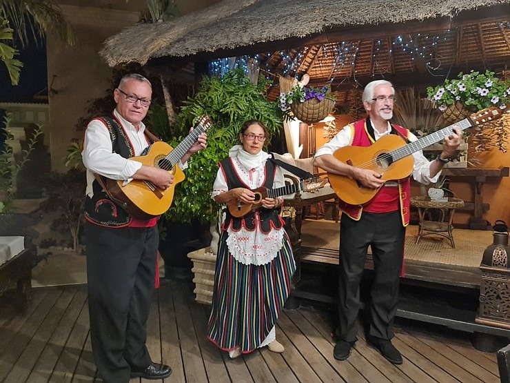 Travelnews.lv iepazīst vienu no skaistākajām dizaina viesnīcām Tenerifē - «Royal River Luxury Hotel» Travelnews.lv iepazīst vienu no skaistākajām dizaina viesnīcām Tenerifē - «Royal River Luxury Hotel» 309150