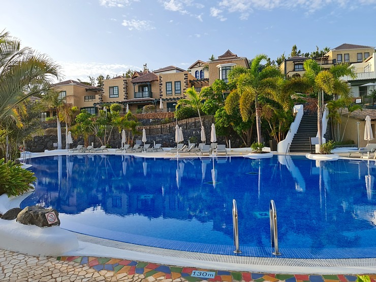 Travelnews.lv izbauda Tenerifes villu komplesu «Hotel Suite Villa María» viesmīlību 309458