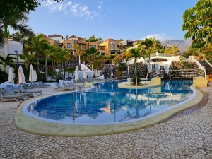 Travelnews.lv izbauda Tenerifes villu komplesu «Hotel Suite Villa María» viesmīlību 2