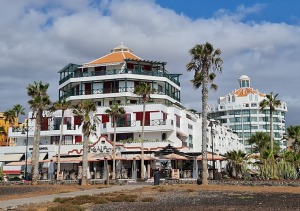 Travelnews.lv iepazīst Tenerifes kūrorta Adeje pludmali un promenādi 40