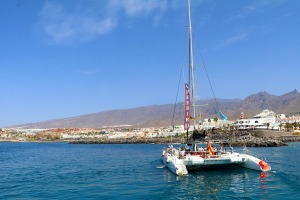 Travelnews.lv ar katamarānu dodas Atlantijas okeānā gar Tenerifes salas piekrasti 6