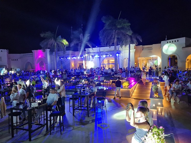 Iepazīsti vakara dzīvi 5 zvaigžņu viesnīcā «Rixos Sharm El Sheikh Adult Friendly» 310561