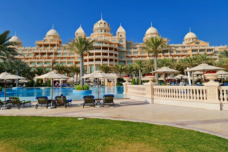 Travelnews.lv nakšņo Dubaijas luksus viesnīcā «Raffles The Palm Dubai» 311240