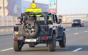 Travelnews.lv novēro Dubaijas ceļu satiksmes dalībniekus 3