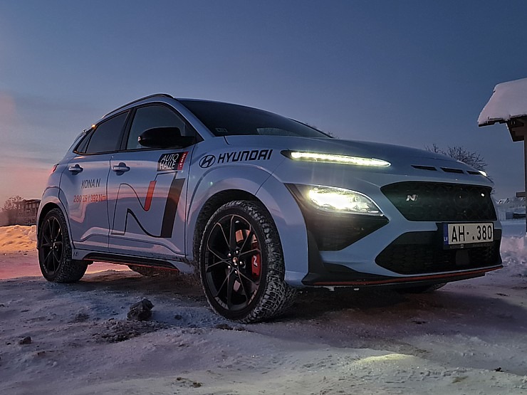 Travelnews.lv sadarbībā ar «Autohalle» ceļo ar 280 zirgspēku jaudīgo «Hyundai Kona N» 311886