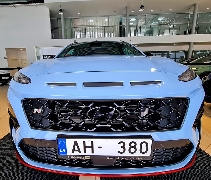 Travelnews.lv sadarbībā ar «Autohalle» ceļo ar 280 zirgspēku jaudīgo «Hyundai Kona N» 311855