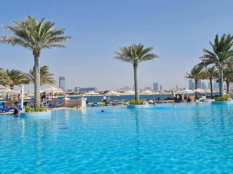 Travelnews.lv izbauda Dubaijas luksus viesnīcas «Raffles The Palm Dubai» infrastruktūru 312469