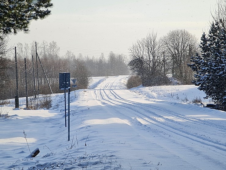Travelnews.lv ar auto nomas «Avis Latvija» spēkratu ceļo uz Latgali, svinēt Ziemassvētkus 312642