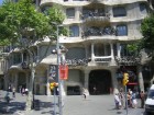 Slavenā arhitekta Gaudi ēka 5