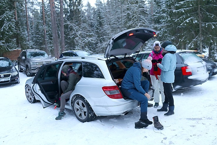 Travelnews.lv dodas 26 km pārgājienā Ložmetējkalna apkārtnē Jelgavas novadā 312952