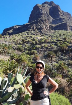Latviešu ceļotāji dodas dabas pārgājienos Spānijas Tenerifes salā. Foto: Iveta Reiere 19