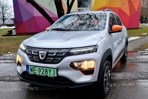 Travelnews.lv ceļo ar lētāko elektrisko vāģi «Dacia Spring» 1