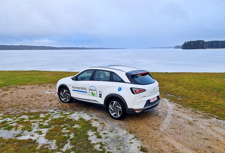 Travelnews.lv pirmo reizi ceļo ar ūdeņradi darbināmu spēkratu «Hyundai Nexo» 314314