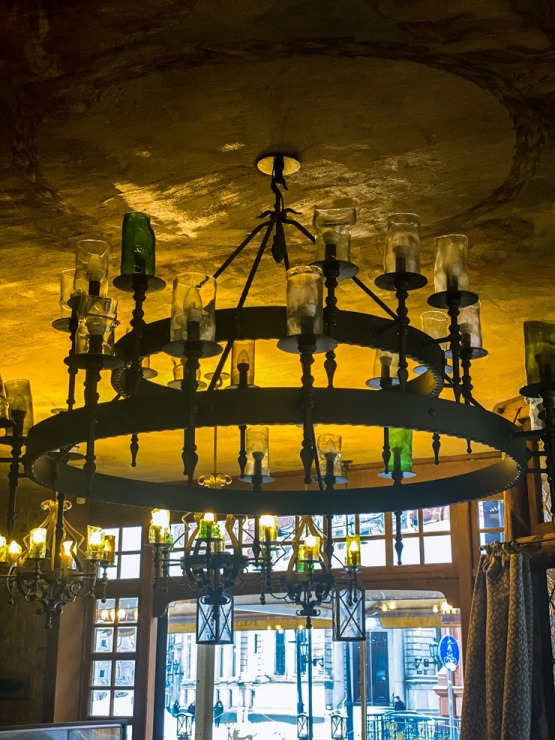 Vecrīgas restorāns  «Key to Riga» ir atvērts un gaida ciemiņus 314473