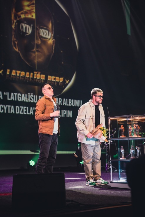 Latgaliešu kultūras gada balva «Boņuks 2021» tiek pasniegta Latgales vēstniecībā «GORS». Foto: Dagnija Bernāne 314619