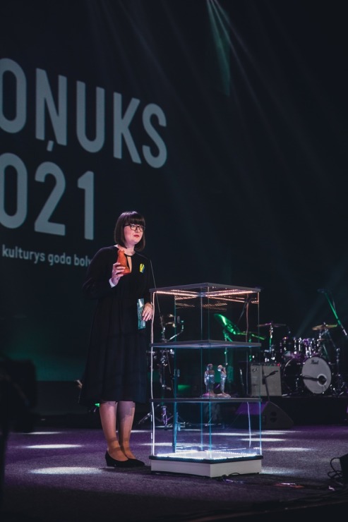 Latgaliešu kultūras gada balva «Boņuks 2021» tiek pasniegta Latgales vēstniecībā «GORS». Foto: Dagnija Bernāne 314635