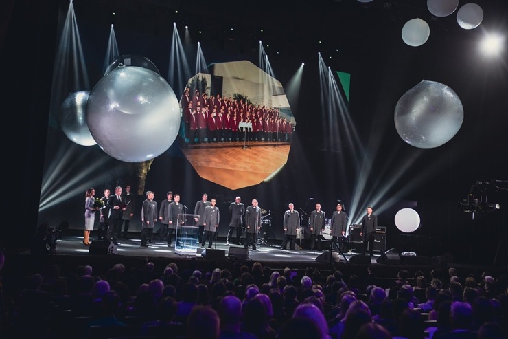 Latgaliešu kultūras gada balva «Boņuks 2021» tiek pasniegta Latgales vēstniecībā «GORS». Foto: Dagnija Bernāne 314646