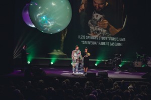 Latgaliešu kultūras gada balva «Boņuks 2021» tiek pasniegta Latgales vēstniecībā «GORS». Foto: Dagnija Bernāne 14