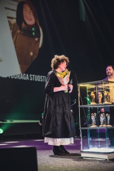 Latgaliešu kultūras gada balva «Boņuks 2021» tiek pasniegta Latgales vēstniecībā «GORS». Foto: Dagnija Bernāne 8