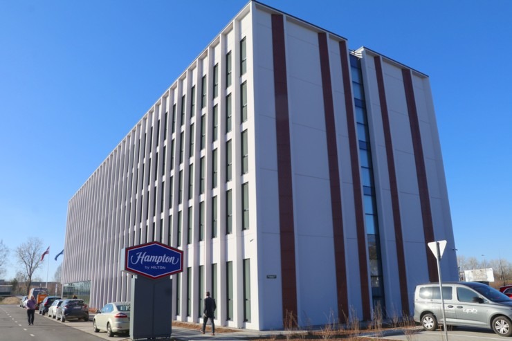 Travelnews.lv piedāvā iepazīties ar jauno 3 zvaigžņu viesnīcu «Hampton by Hilton Riga Airport»  Travelnews.lv piedāvā iepazīties ar jauno 3 zvaigžņu viesnīcu «Hampton by Hilton Riga Airport» 316114