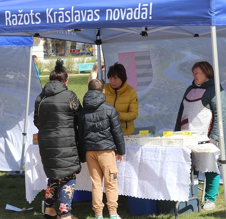 Krāslavas grāfu Plāteru pils kompleksā notiek praktisko mākslu festivāls «Pārvērtības» 316258