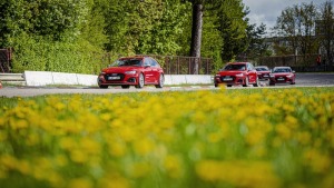 Par godu «Audi RS3» Latvijas pirmizrādei Biķernieku autosacīkšu trasē rūc motori. Foto: Audi Latvija 25