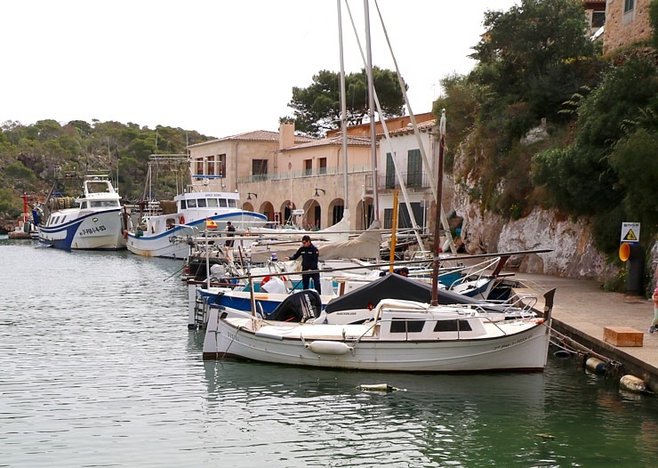 Travelnews.lv iepazīst Maļorkas fjorda Cala Figuera romantisku zvejnieku ciematu. Sadarbībā ar Latvijas tūrisma firmu «Atlantic Travel» 317334