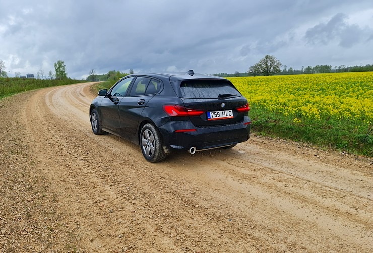 Travelnews.lv ar auto nomas «Sixt Latvija» spēkratu «BMW 118i» apceļo Latviju 317424