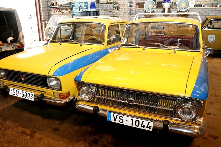 Travelnews.lv Daugavpilī apmeklē privātu motormuzeju «RetroGaraž-D» ar «Moskviču» izstādi 317894