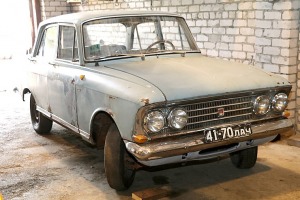 Travelnews.lv Daugavpilī apmeklē privātu motormuzeju «RetroGaraž-D» ar «Moskviču» izstādi 4