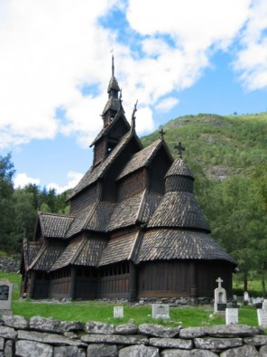 Slavenas Norvēģijas koka baznīcas 17037