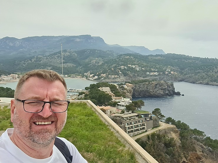 Travelnews.lv iepazīst un pusdieno Maļorkas labākajā viesnīcā «Jumeirah Port Soller Hotel & Spa». Sadarbībā ar Latvijas tūrisma firmu «Atlantic Travel 318106