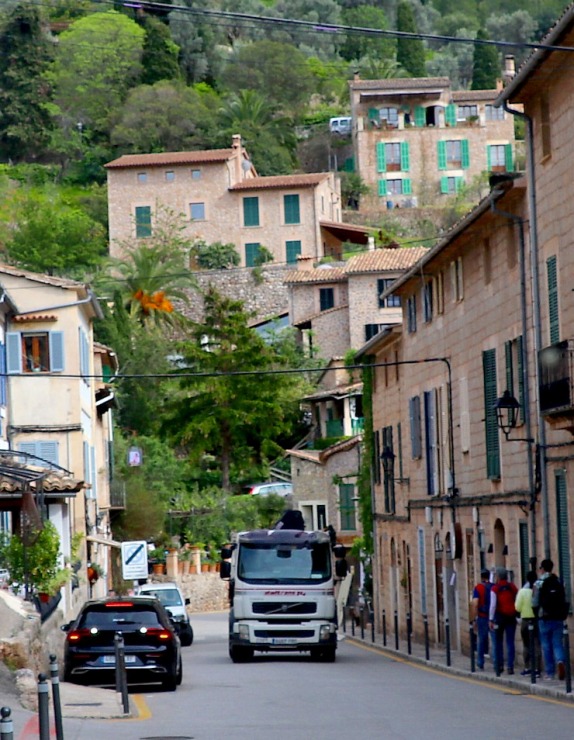 Travelnews.lv dodas ekskursijā Maļorkas ziemeļos pa auto maršrutu: Valldemossa - Soļera. Sadarbībā ar Latvijas tūrisma firmu «Atlantic Travel» 318143