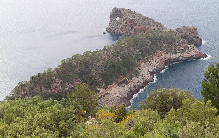 Travelnews.lv dodas ekskursijā Maļorkas ziemeļos pa auto maršrutu: Valldemossa - Soļera. Sadarbībā ar Latvijas tūrisma firmu «Atlantic Travel» 318132