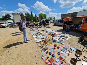Travelnews.lv apmeklē antikvariāta tirgotāju un senlietu kolekcionāru tirgu 2022 51
