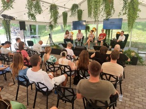 Travelnews.lv apmeklē sarunu festivālu «Lampa 2022» Cēsīs 14