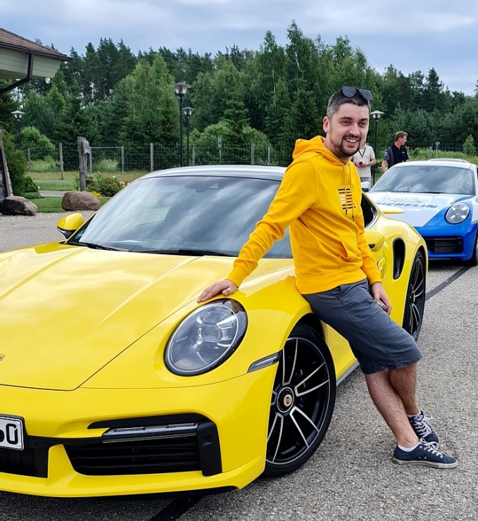 Travelnews.lv izbrauc lielceļu tūri «Porsche World Road Show Latvia 2022» ar jaudīgiem spēkratiem 319806