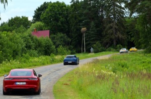 Travelnews.lv izbrauc lielceļu tūri «Porsche World Road Show Latvia 2022» ar jaudīgiem spēkratiem 39