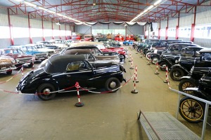 Travelnews.lv ar jauno «Citroën C5 X» apmeklē atpūtas kompleksa «Mikelis» apjomīgo motormuzeju 5