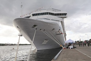 Rīgas Brīvostas pārvalde sagaida 10 miljonu pasažieri, ko atved kruīzu kuģis «Costa Fascinosa» 3