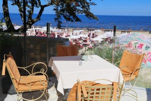 Travelnews.lv apmeklē Jūrmalas pludmalē ēdināšanas un izklaides vietas 21