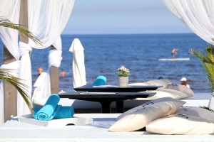 Travelnews.lv apmeklē Jūrmalas pludmalē ēdināšanas un izklaides vietas 3