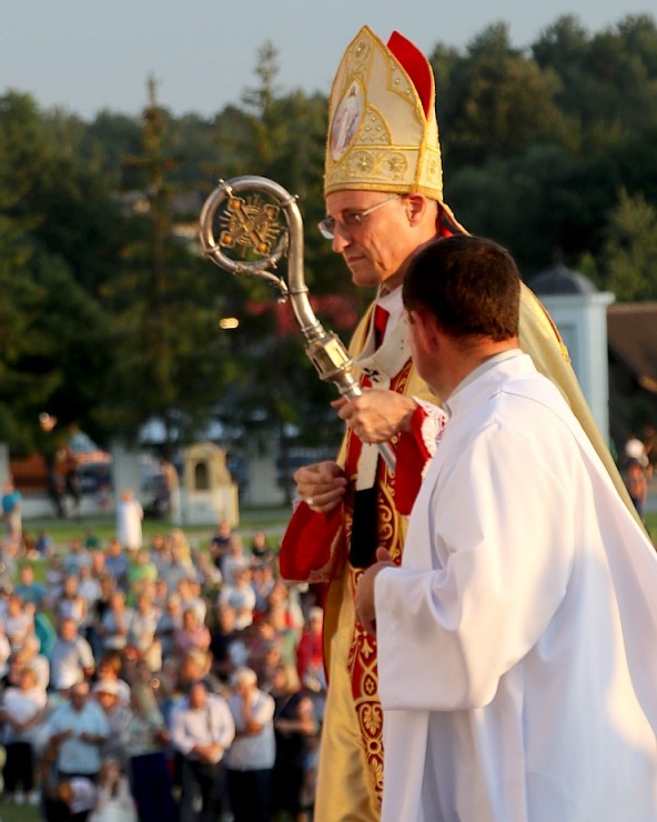 Daži fotomirkļi no Vissvētākās Jaunavas Marijas debesīs uzņemšanas svētkiem Aglonā 322212