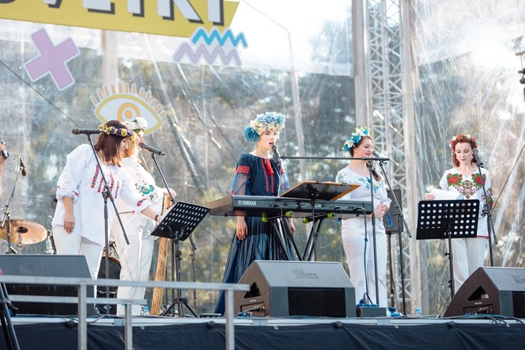 Ar krāšņiem koncertiem un lāzeru šovu Jūrmalā tiek svinēti vērienīgi Kauguru svētki. Foto: Jurmala..lv 322688