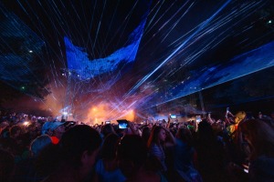 Ar krāšņiem koncertiem un lāzeru šovu Jūrmalā tiek svinēti vērienīgi Kauguru svētki. Foto: Jurmala..lv 20