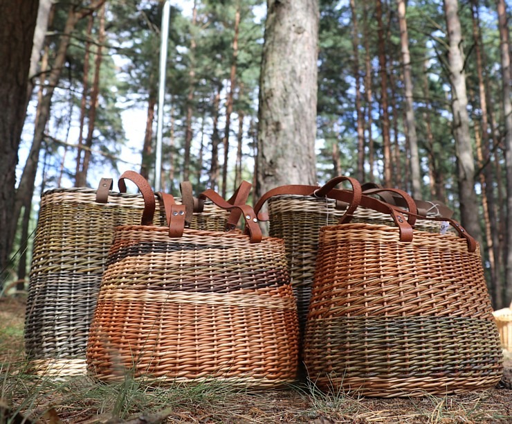 «Mūsdienu amatniecības tirgus 2022» pulcējas koka meistari Latvijas Etnogrāfiskajā brīvdabas muzejā 323187