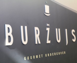 Restorāns «Buržujs» jau desmito reizi organizē grandiozu «Austeru festivālu» Berga bazārā 50