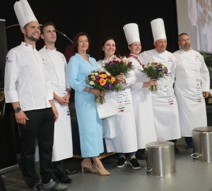 «Latvijas gada pavārs 2022» ir Nils Ģēvele un «Latvijas pavārzellis 2022» ir Agate Batraga 3